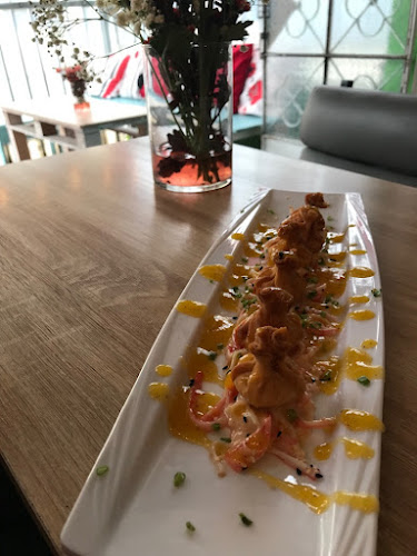 Comentarii opinii despre SUSHI HOUSE