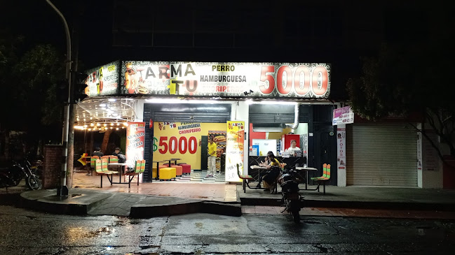 Arma tu: perro, choriperro y hamburguesa, B.A - La Dorada