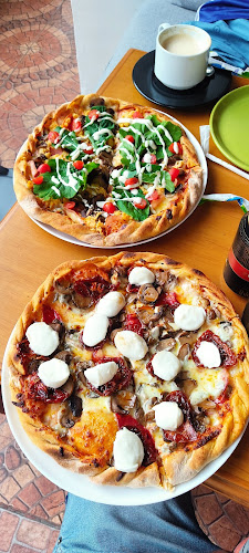 Ambrosía El Faro Horno a Leña - Pitalito