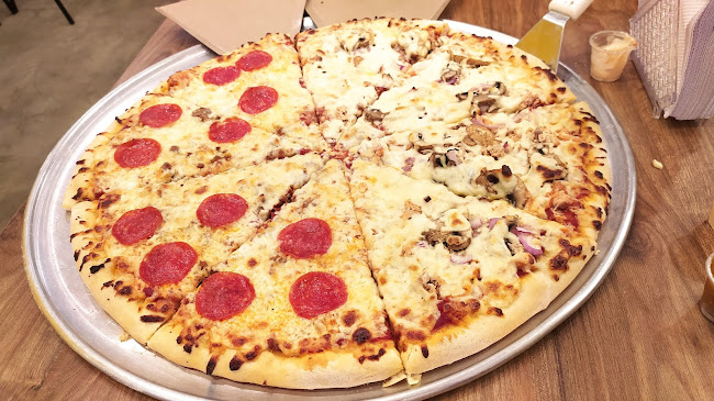 Bandido Burger & Pizza Cabecera - Gastronomía y hostelería