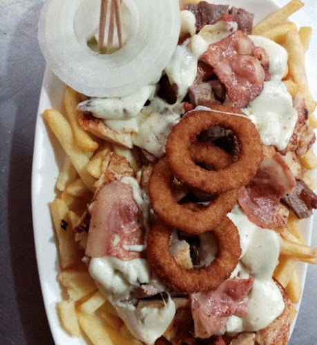 Opinii despre Yardis Comidas Rapidas în Girón - Gastronomía y hostelería