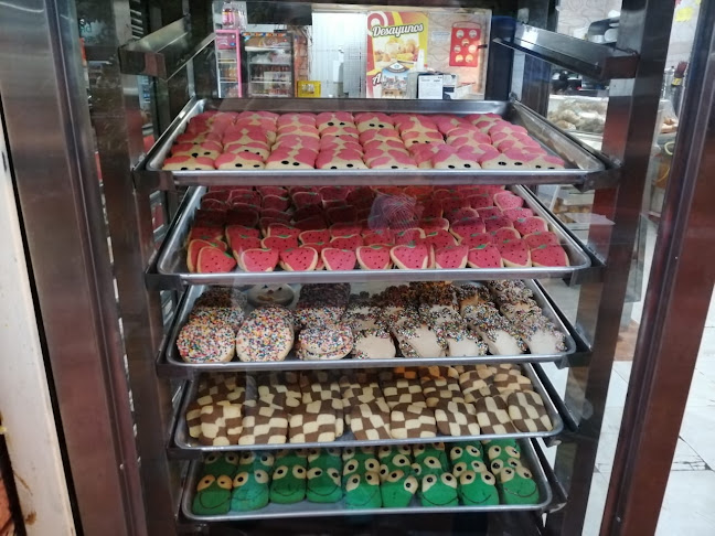 Panadería y Pastelería Delicias D'la 22 - Gastronomía y hostelería