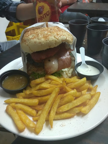 Hamburguesa y Pizzas el Grito - Bucaramanga