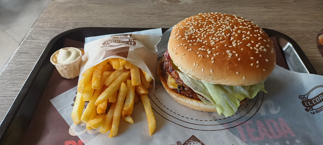 Comentarii opinii despre El Corral Cabecera