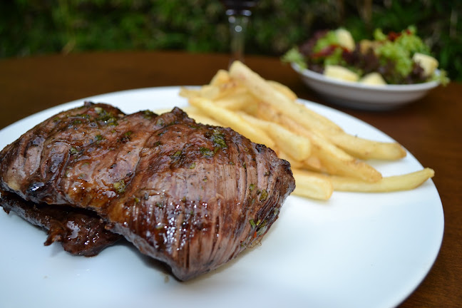 La Tres Uno · Parrilla