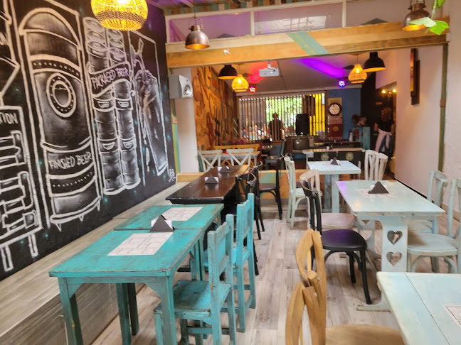 Opinii despre Frankachela Bogota 127B în Bogotá - Gastronomía y hostelería