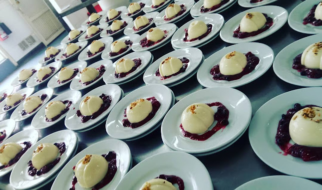 D CATERING Y EVENTOS - Gastronomía y hostelería