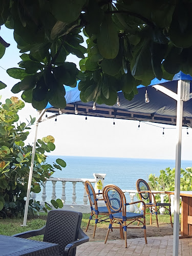Mediterraneo Bar Restaurante - Pradomar, Puerto Colombia