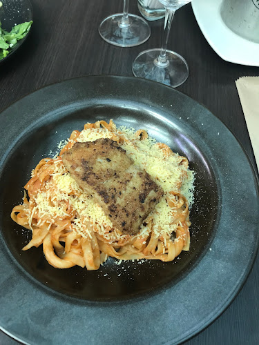 Centro Comercial Caracoli., Boulevard del Parque Local 502B, Floridablanca, Santander