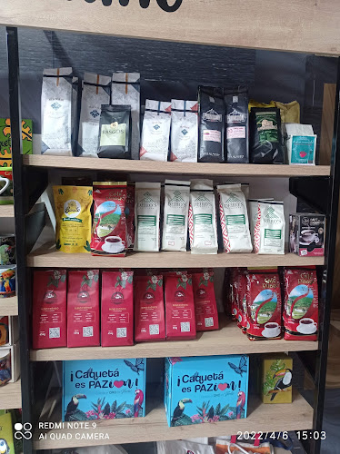 Comentarii opinii despre Café y Kaaba