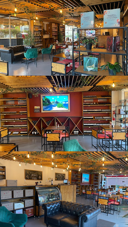 La Pérgola Wine Market