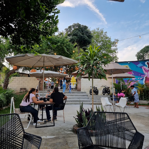 Opinii despre La Yogur în Girón - Gastronomía y hostelería