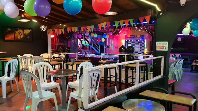 Opinii despre Restaurante de Disco Billar în La Ceja - Gastronomía y hostelería