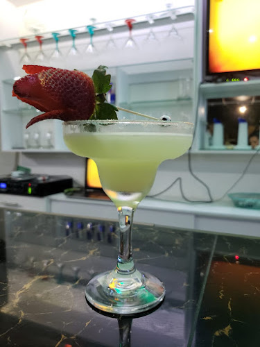 Opinii despre CHILIS SPORT RESTAURANTE BAR în Girón - Gastronomía y hostelería