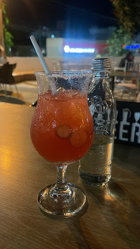 Opinii despre Restaurante Parrilla Bar Malibú-Sincelejo în Sincelejo - Gastronomía y hostelería