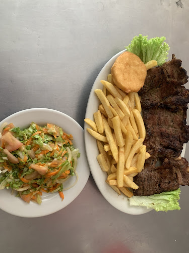 Opinii despre Asadero Johnny Parrilla Villas în Girón - Gastronomía y hostelería