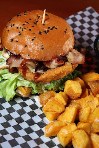 Opinii despre Chillin Wings în Cartago - Gastronomía y hostelería