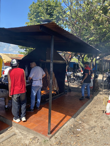 Opinii despre Santa Leña în Puerto López - Gastronomía y hostelería