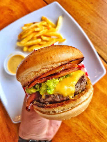 CESAR'S BURGER - Gastronomía y hostelería