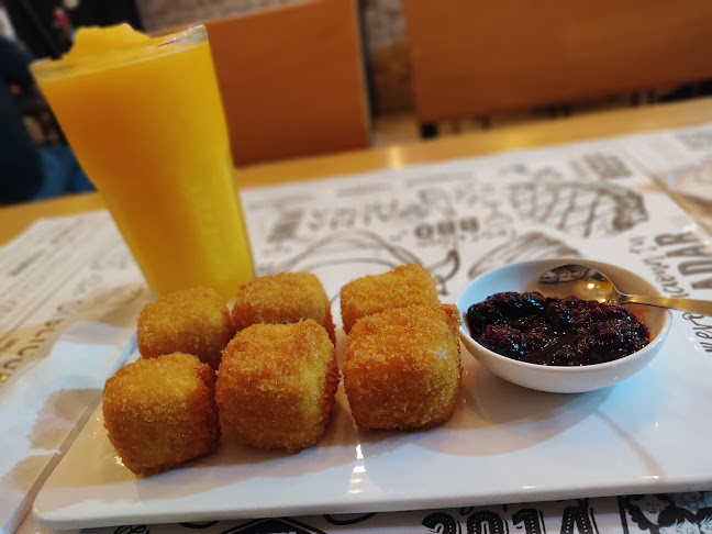 La Tres Uno · Parrilla