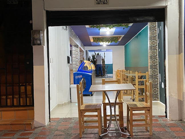 Frutas & Helados La Berraquera