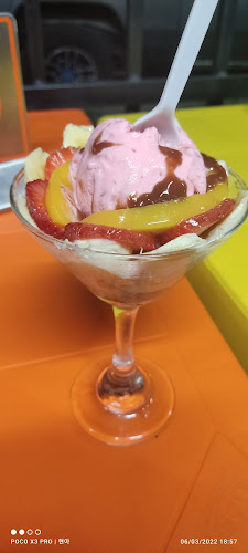 Opinii despre Heladería simons în Palmira - Gastronomía y hostelería