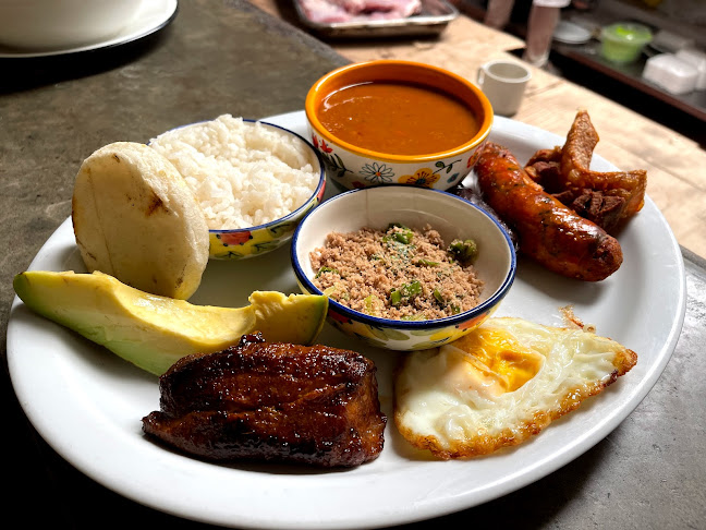 Simón Parrilla Norte - Restaurantes en Cali