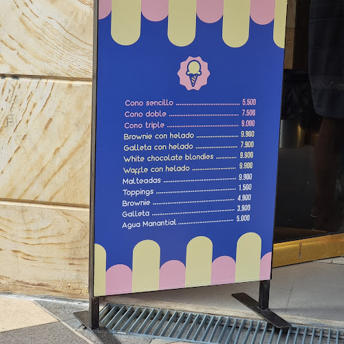 SCOOP ITALIAN GELATO