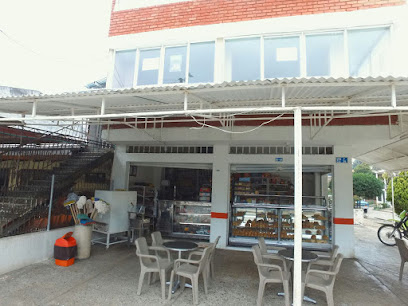 MINIMARKET Y PANADERIA LA 20