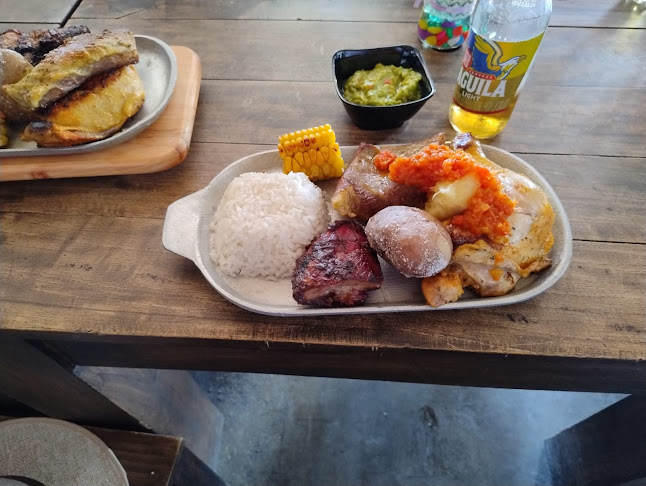 La Feliza Restaurante Bar