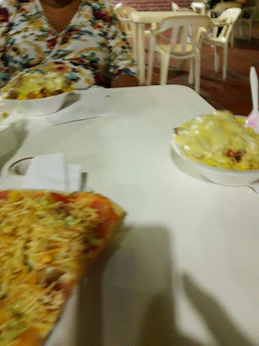 Pizza Vomito - Gastronomía y hostelería