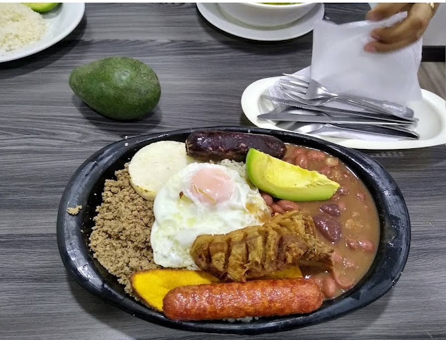 Restaurante La Embajada Paisa