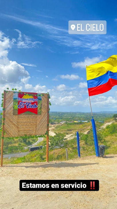Restaurante y panorama el cielo