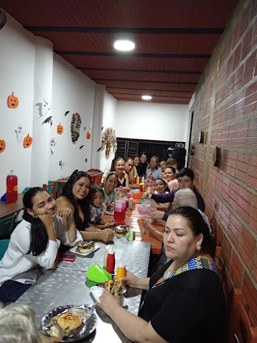 Opinii despre Pipe Burger a la Leña în Villa Del Rosario - Gastronomía y hostelería