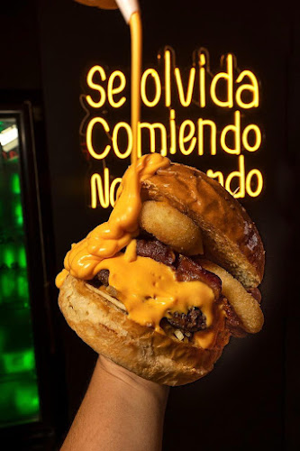 Opinii despre La Burguesería Villa del Prado în Cali - Gastronomía y hostelería