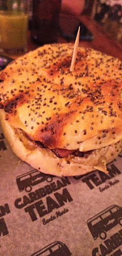 Comentarii opinii despre Caribbean Team