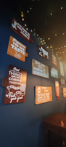 Opinii despre J.Burger & Patatas în Facatativá - Gastronomía y hostelería