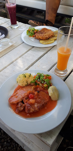 Opinii despre Tilapias, Restaurante campestre în Santa Isabel - Gastronomía y hostelería