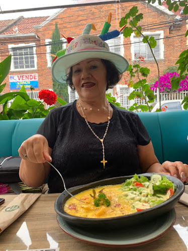 Restaurante La Ricura Del Sabor - Gastronomía y hostelería