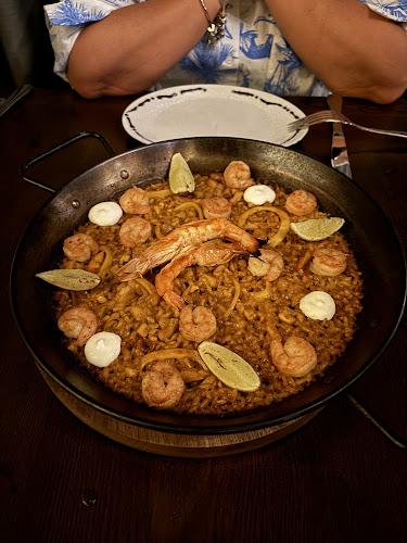 Restaurante Rojo Madrid - Gastronomía y hostelería