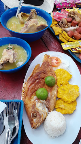 Opinii despre AGUAMARINA, Carnes, pescados y mariscos. în Bucaramanga - Gastronomía y hostelería