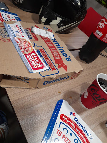 Domino's pizza Conucos