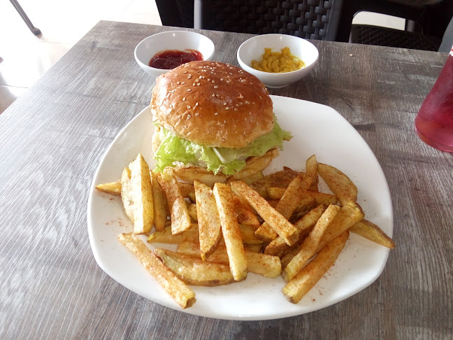 Opinii despre Hamburgo - Comida Rápida Artesanal în Chía - Gastronomía y hostelería