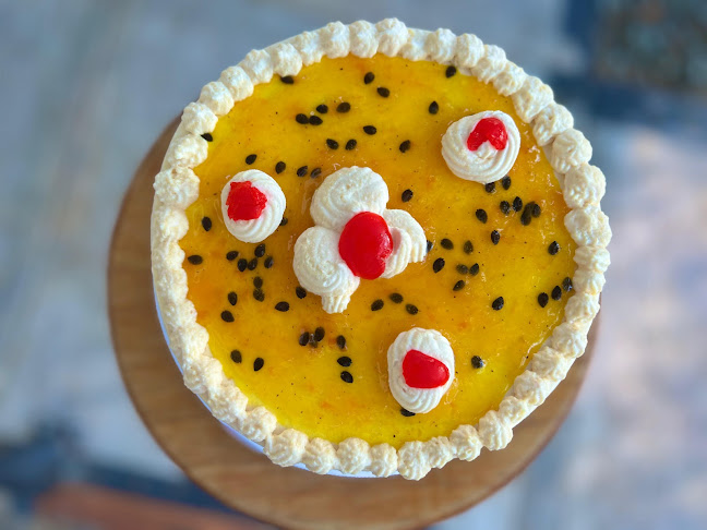 TORTAS EN BUGA - JUAN RICURAS "POSTRES Y TORTAS" - Gastronomía y hostelería