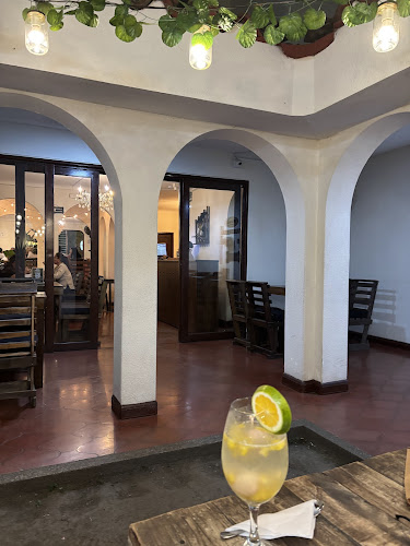 Olivetto's Pizza & Amigos