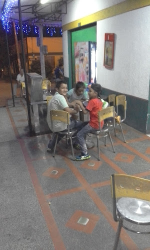 Comentarii opinii despre Panaderia 2000