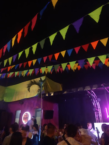 Opinii despre La playita bar karaoke în Girardot - Gastronomía y hostelería