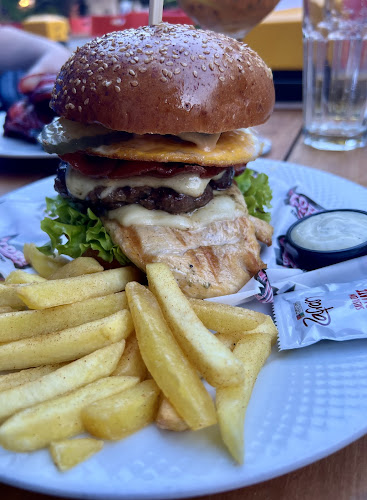 Toro Burguer & Rib's House - Cali