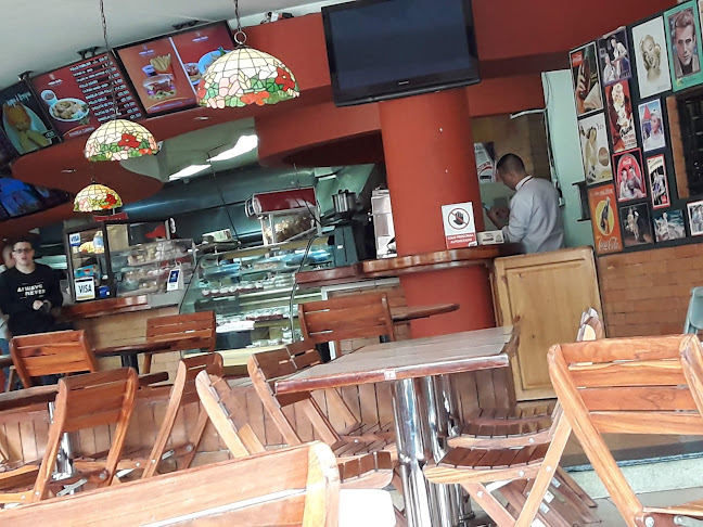 Comentarii opinii despre Mister Pollo La colina