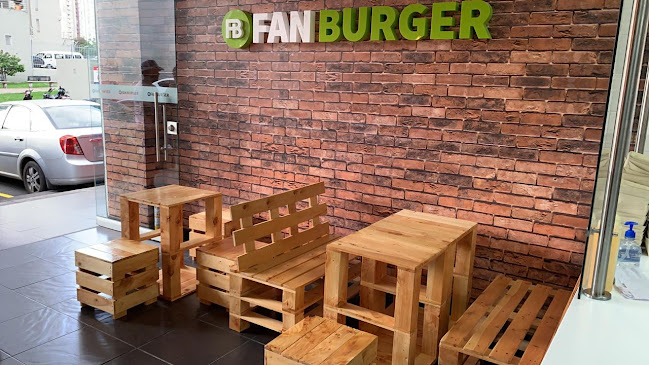 Fan Burger - Bogotá